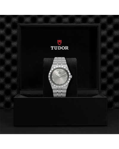 Tudor Royal 41 mm steel case, Silver dial (watches)